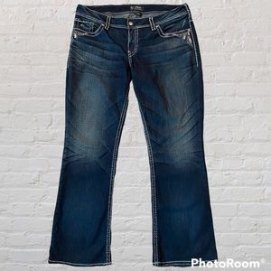 Silver Jean Co. Suki Western Glove Works Womens Distressed Jeans